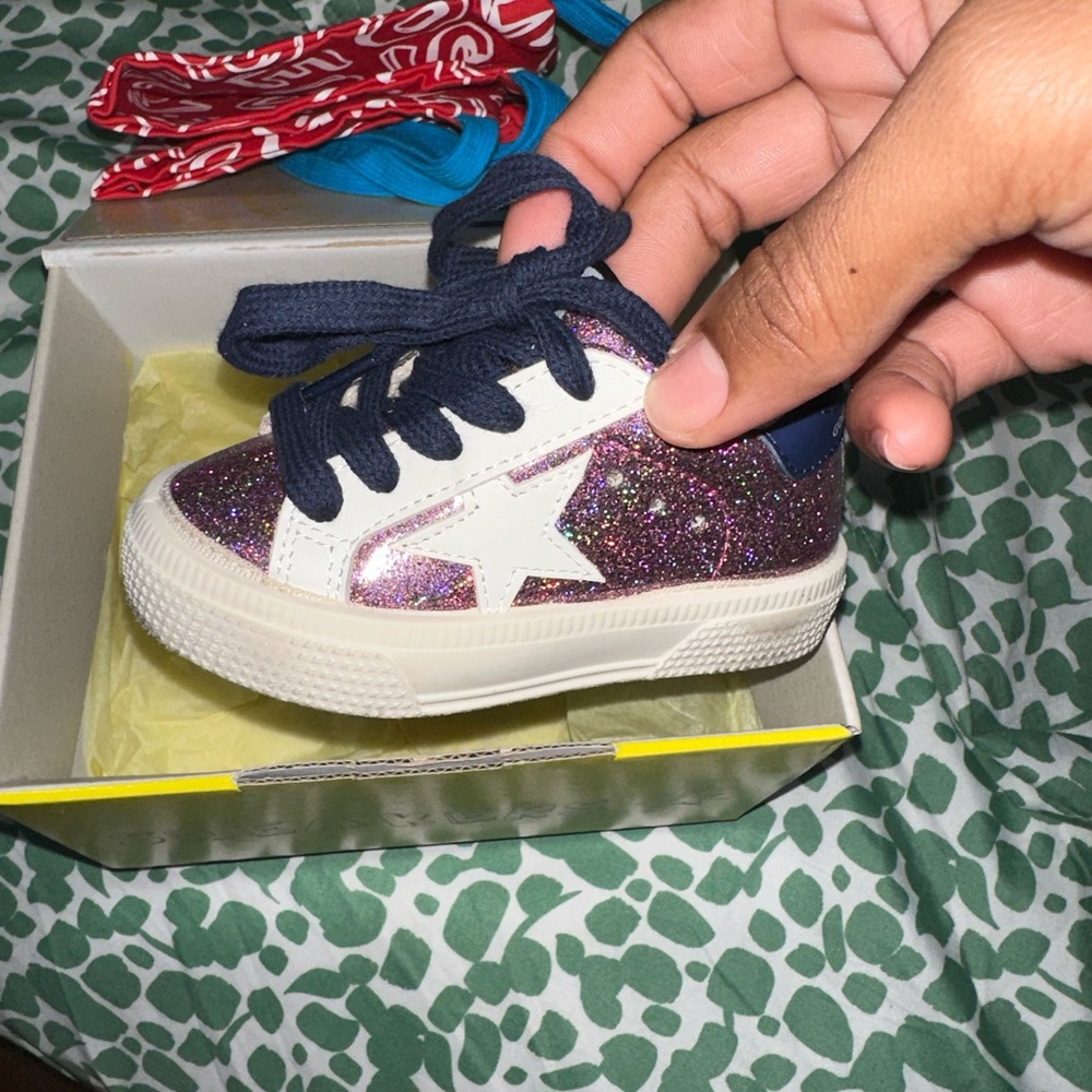 Toddler sneakers - Picture 4 of 5